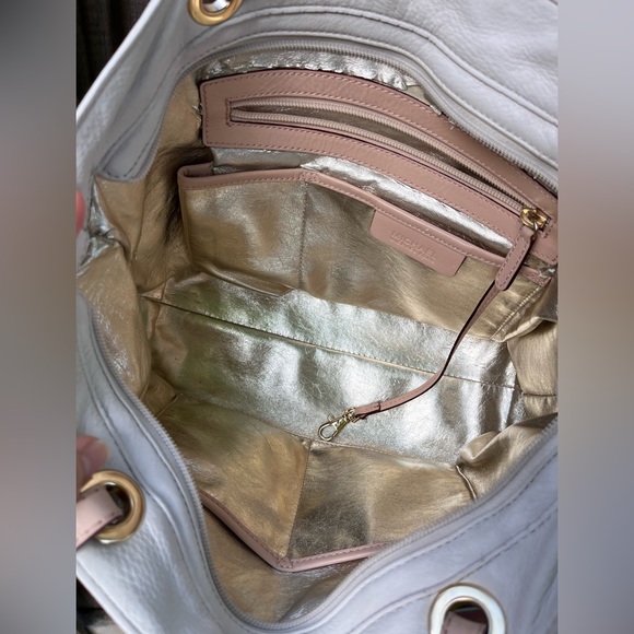 Michael Kors Leather Jet Set Tote - Picture 12 of 13